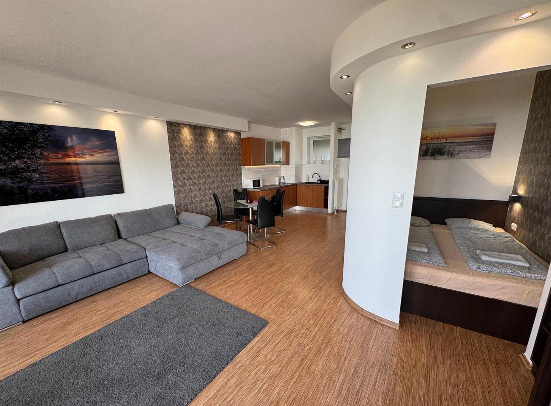 Club218 Holiday Apartman Siofok Dış mekan fotoğraf