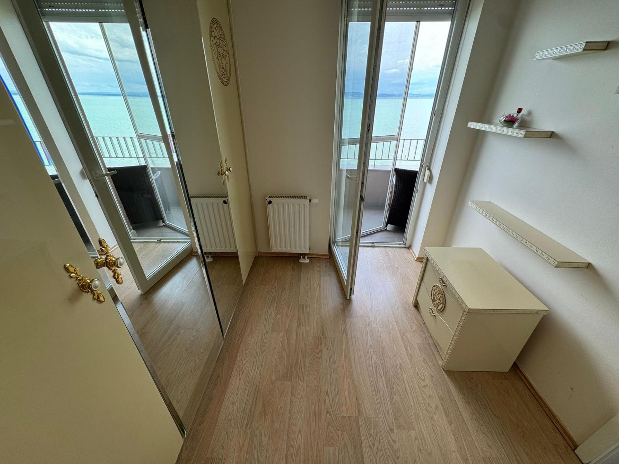 Club218 Holiday Apartman Siofok Dış mekan fotoğraf
